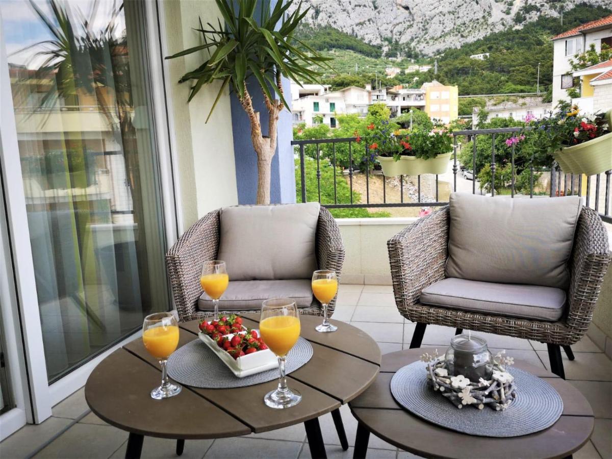 Apartments Villa Vujcic Makarska Exterior foto
